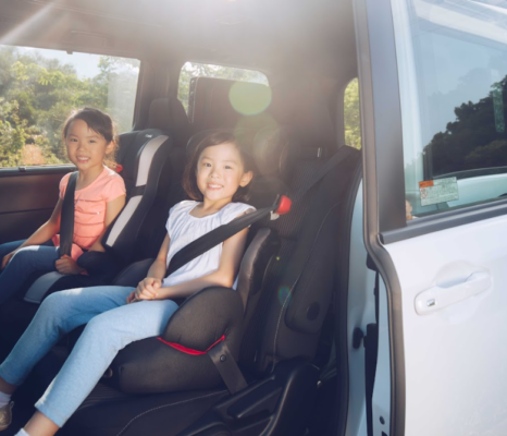 Luật quy định trẻ em đi ô tô phải ngồi ghế riêng – Cha mẹ cần biết để bảo vệ con tốt nhất 2 image3 ade2ad92 251e 4ec7 88d7 03329433a308