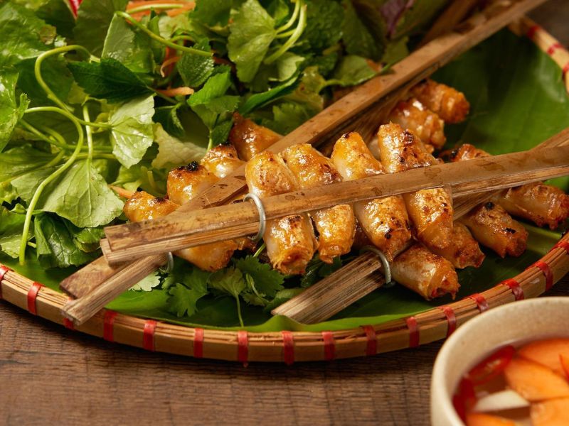Đặc Sản Thanh Hóa – Top Món Ngon Ẩm Thực & Quà Biếu Ý Nghĩa 2 Chả tôm Thanh Hóa
